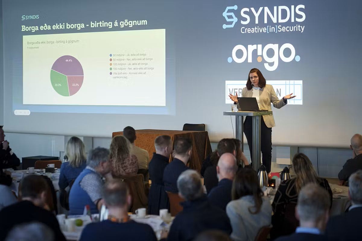 Syndis